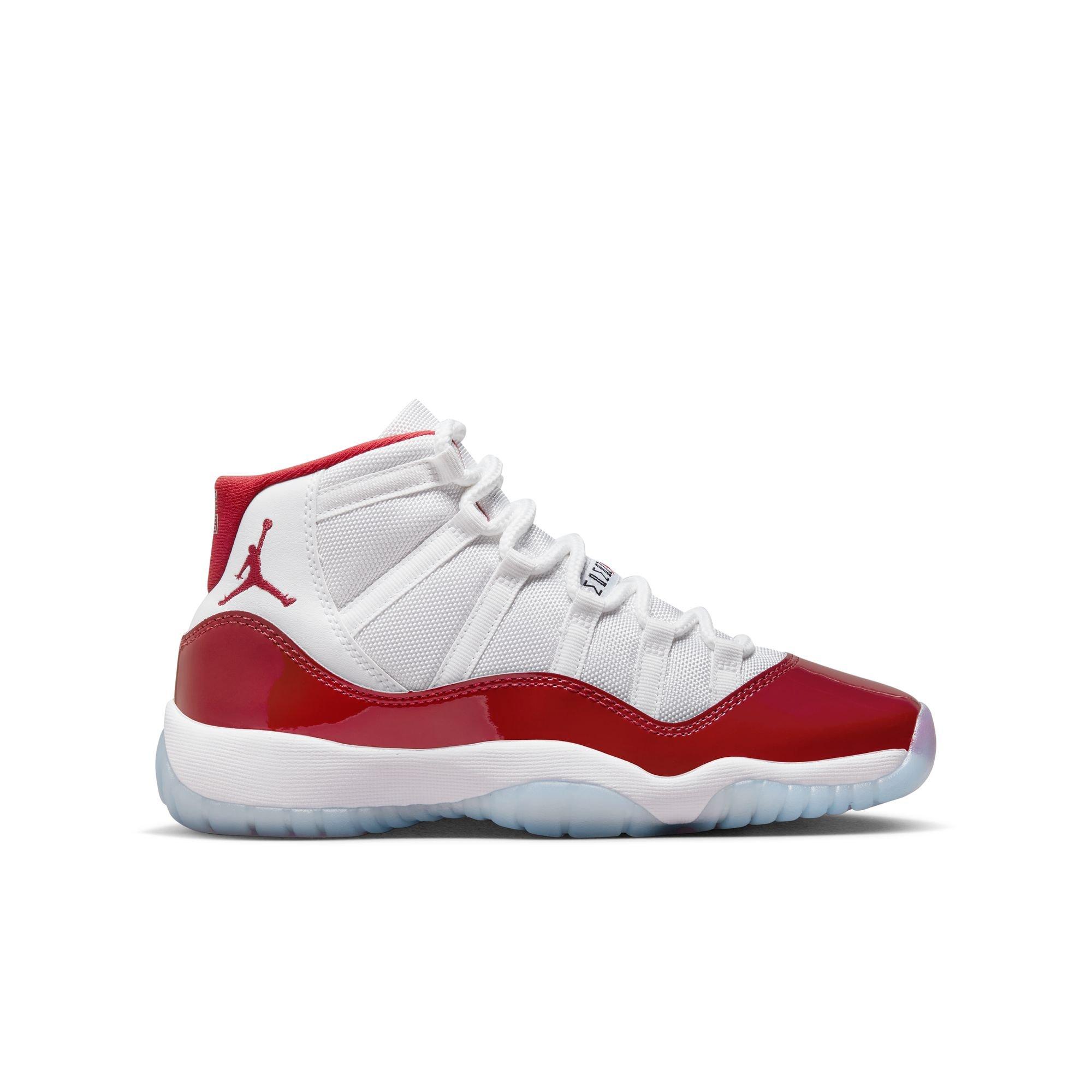 Jordan 11 run small on sale